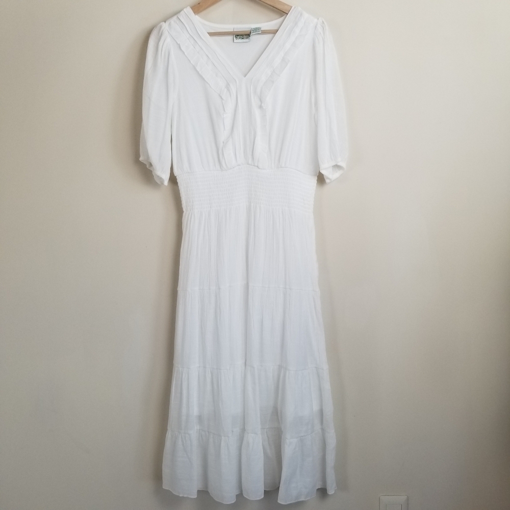Collections Etc Tiered V-Neck Dress Medium